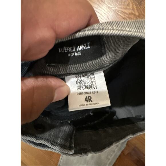 Express Jeans Womens Black 4R Tapered Ankle High Rise - Picture 5 of 12